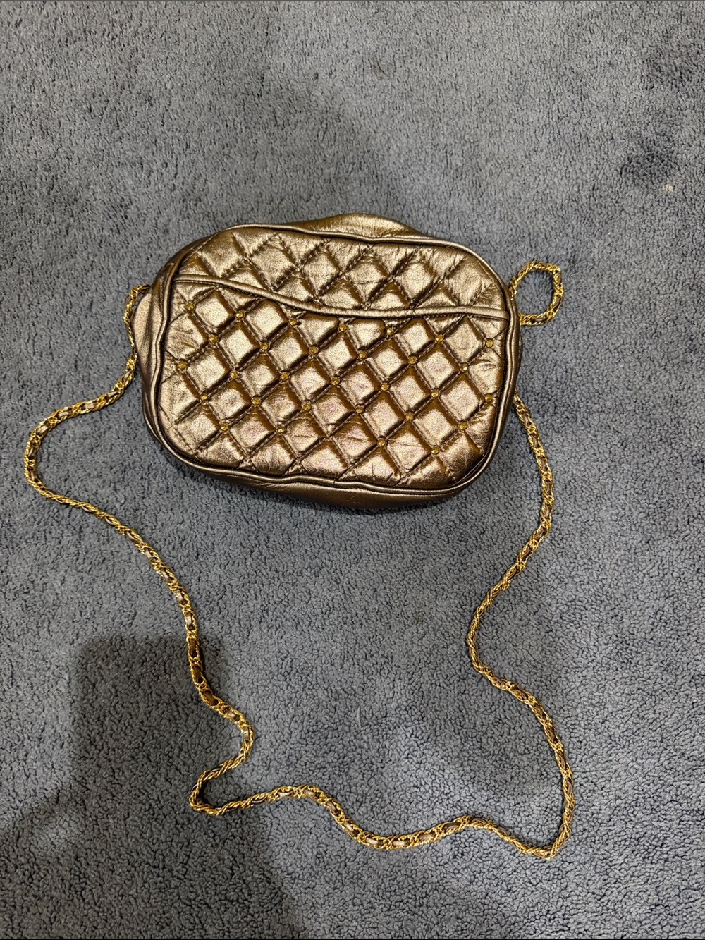 Quilted Metallic Gold Crossbody Bag with Chain Strap